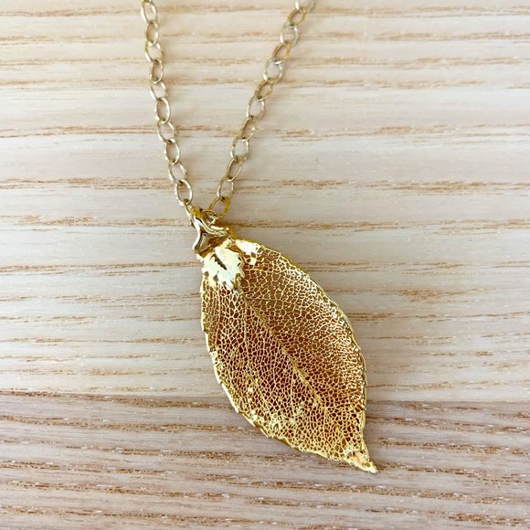 Gold Plated Leave Necklace - Picture 1 of 2